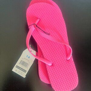 NWT Womens Hot Pink Flip Flops Sandals Size 7-8